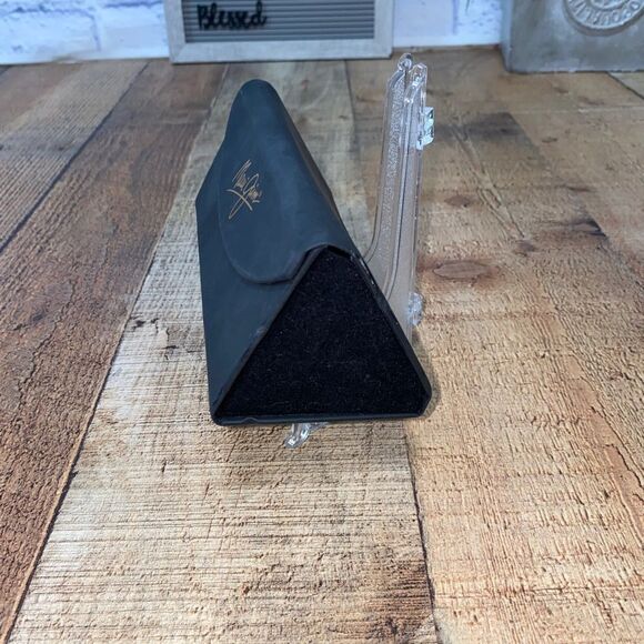 MAUI JIM BLACK MATTE FINISH TRI-FOLD HARD SUNGLASSES CASE - Picture 3 of 8